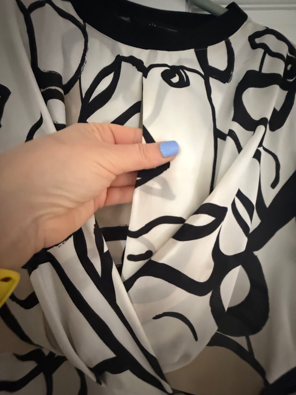 Armani Exchange Silk Blend Face Print Dress – Rare Statement Piece, Size 6 - Picture 4 of 13